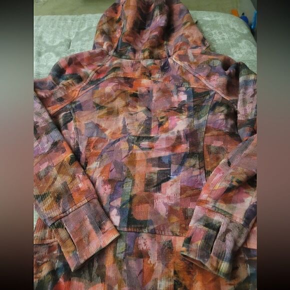 Lululemon Rare Scuba Hoodie - Picture 10 of 13